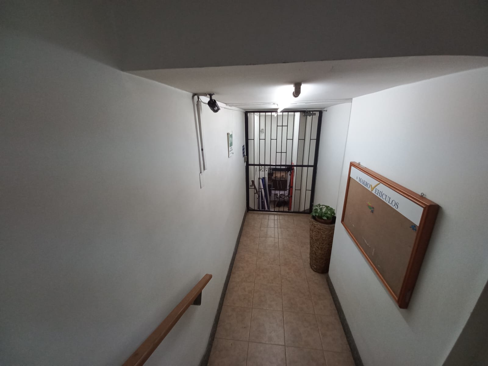 Warehouse for sale in Laureles, Medellín 2