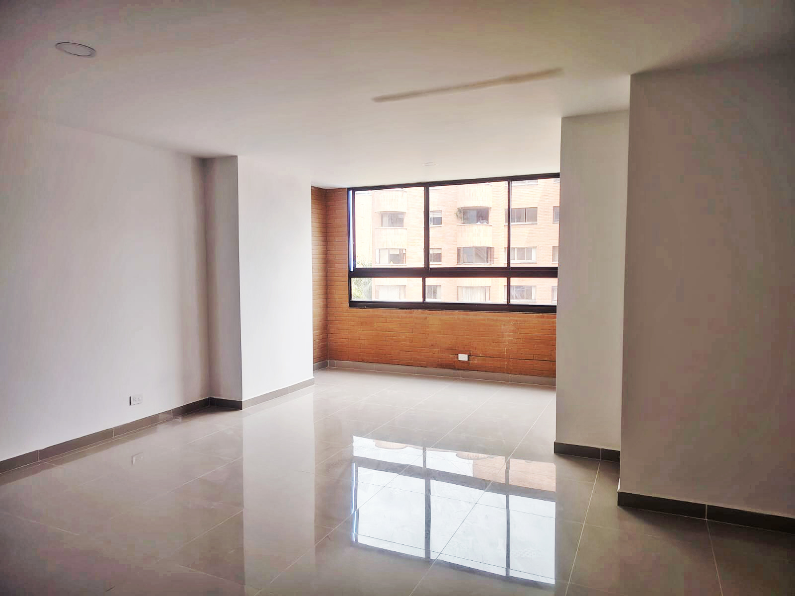 Apartaestudio en venta en Laureles, Medellín 2