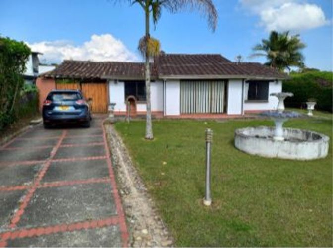 Finca en venta en Rionegro, 1600 m² · foto 2 de 5