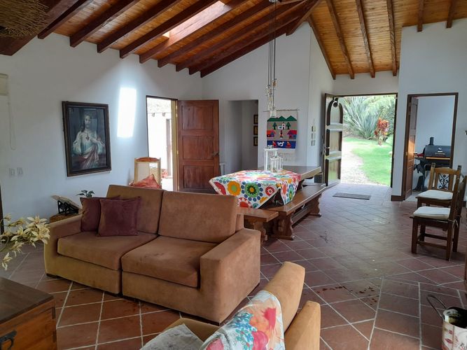 Finca en venta en El Carmen De Viboral, El Carmen de Viboral, 3850 m² · foto 16 de 24