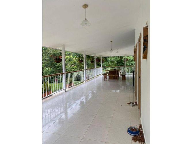 Finca en venta en La Florida, Dosquebradas, 400 m² · foto 2 de 18