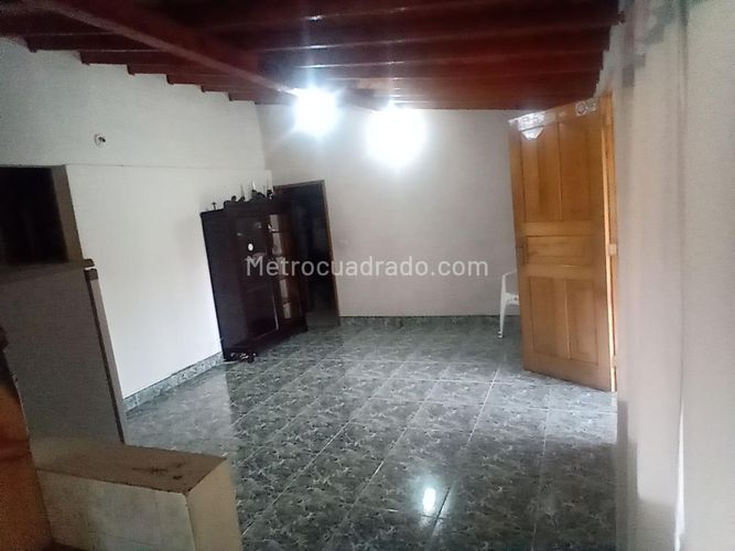 Finca en venta en Santa Elena, Medellín, 7382 m² · foto 11 de 16
