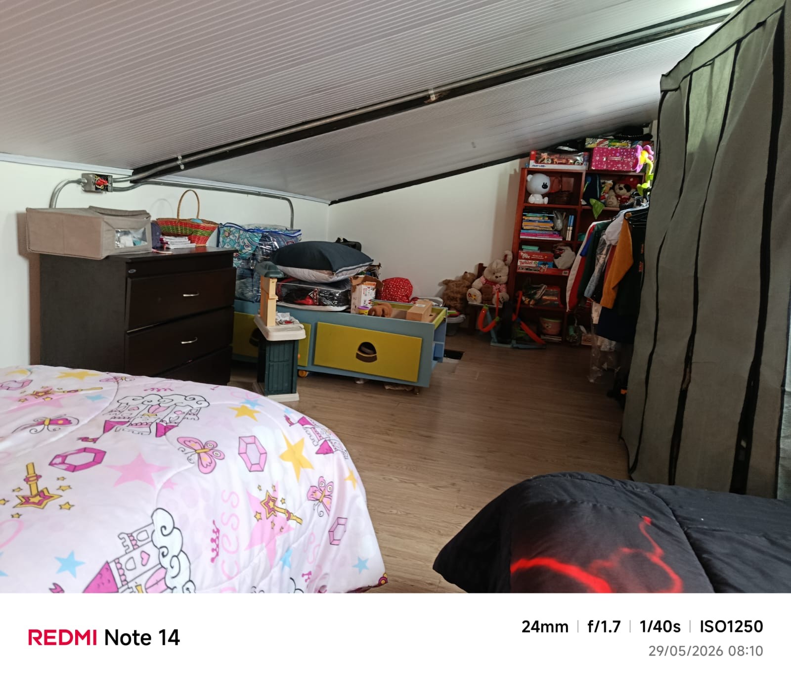 Casa en venta en Alcazares, Bogotá · foto 2 de 24