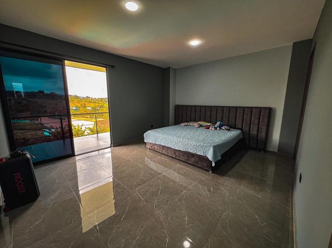 Casa de 8 alcobas en venta en Ruitoque, Floridablanca, 740 m² · foto 11 de 18