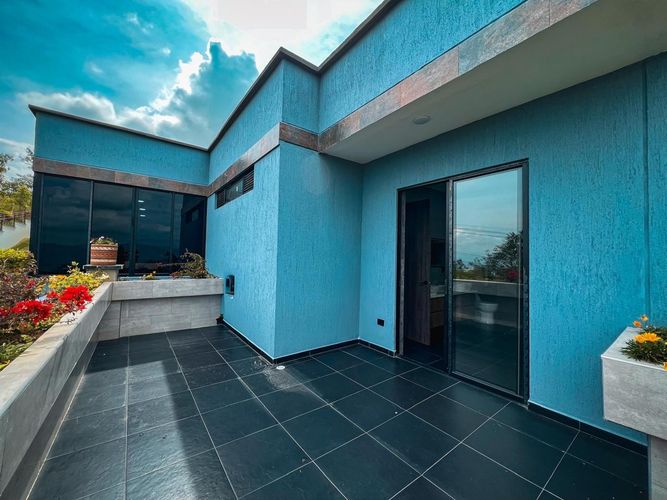 Casa de 8 alcobas en venta en Ruitoque, Floridablanca, 740 m² · foto 17 de 18