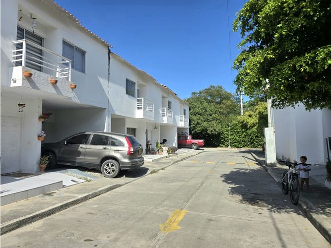 Casa de 3 alcobas en venta en Montpelier, Santa Marta, 120 m² · foto 2 de 24