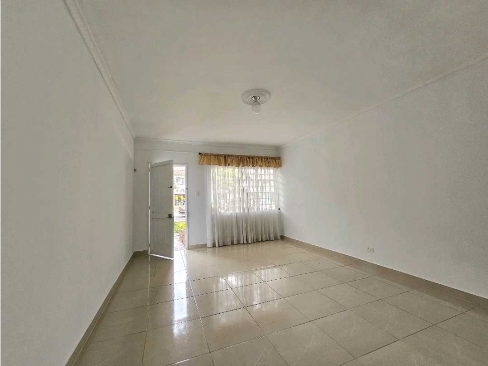 Casa en venta en Belén Rosales, Medellín 3