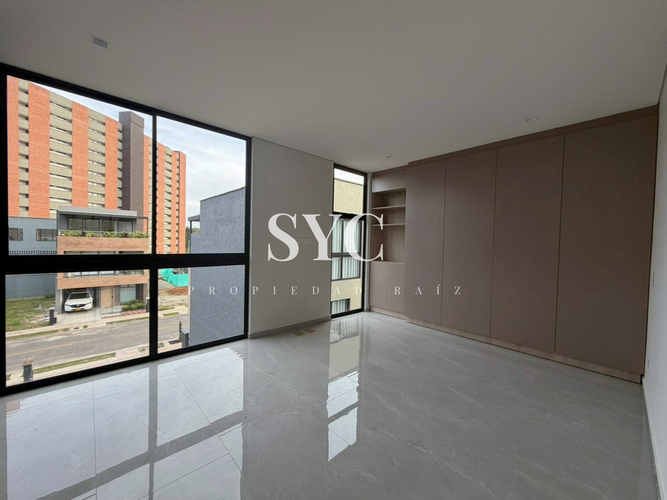 Casa de 4 alcobas en venta en Barro Blanco, Rionegro, 245 m² · foto 14 de 24