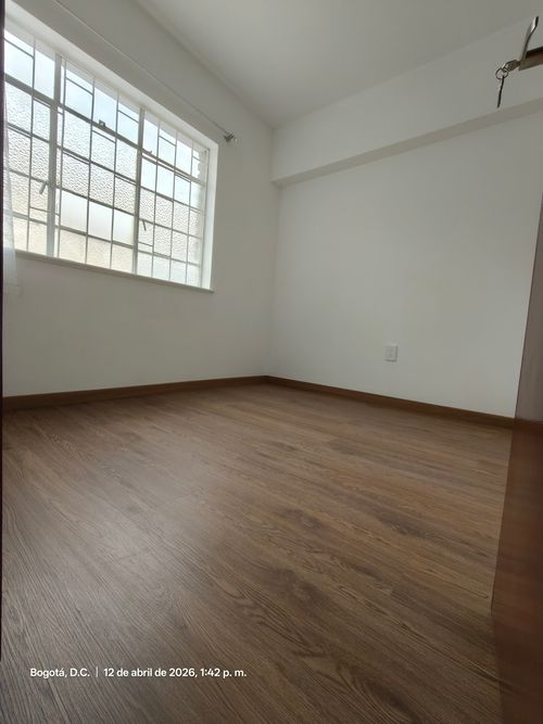 Apartamento de 2 alcobas en venta en Las Nieves, Bogotá, 65 m² · foto 5 de 10