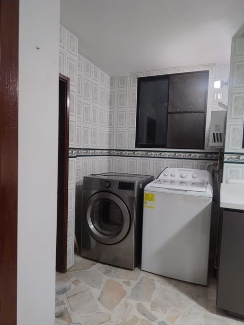 Apartamento de 3 alcobas en venta en Las Vegas De Comfandi, Cali, 145 m² · foto 6 de 24