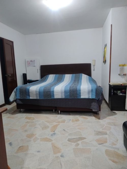 Apartamento de 3 alcobas en venta en Las Vegas De Comfandi, Cali, 145 m² · foto 14 de 24