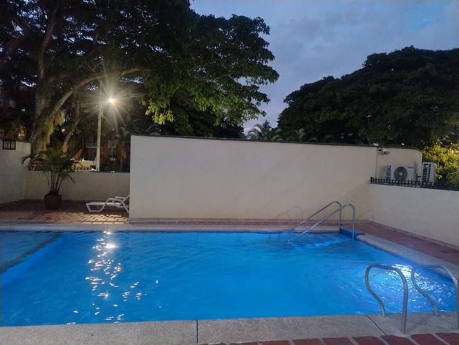 Apartamento de 3 alcobas en venta en Las Vegas De Comfandi, Cali, 145 m² · foto 23 de 24