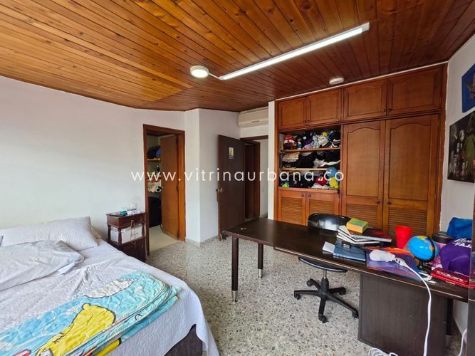 Apartamento de 5 alcobas en venta en Sotomayor, Bucaramanga, 229 m² · foto 16 de 24