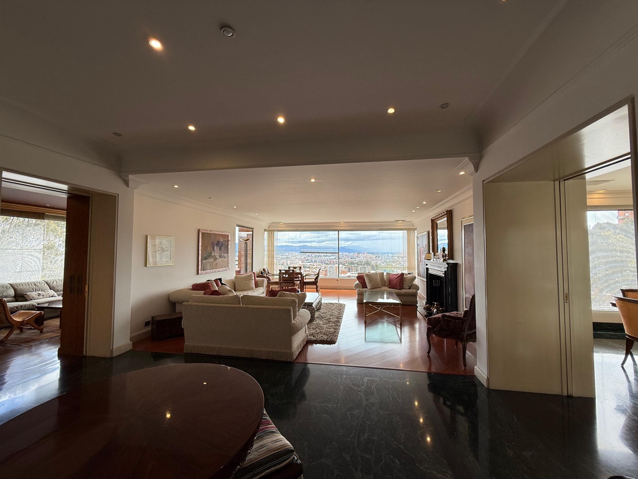 Apartamento en venta en Montearroyo, Bogotá · foto 2 de 24