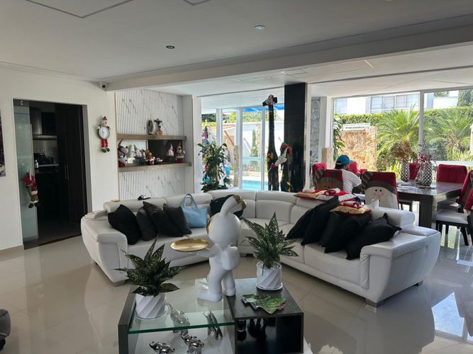 Casa de 6 alcobas en venta en La Morada, Jamundí, 850 m² · foto 10 de 24