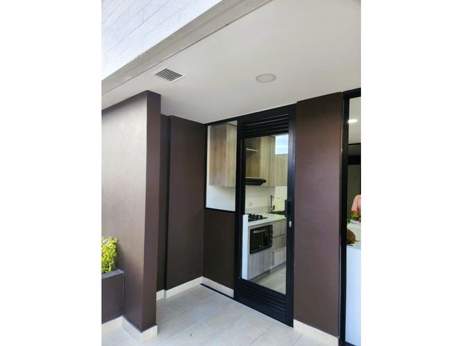 Apartamento de 2 alcobas en venta en Santa Elena, El Retiro, 84 m² · foto 3 de 19