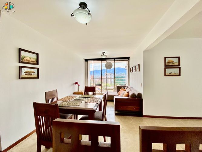 Apartamento de 3 alcobas en arriendo en Los Balsos, Medellín, 90 m² · foto 2 de 24