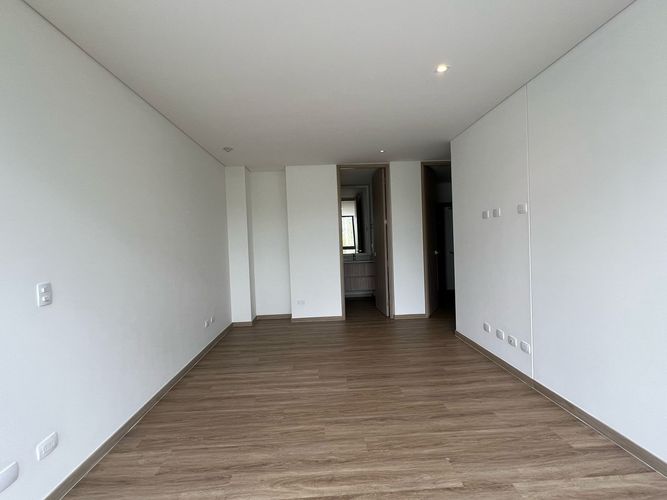 Apartamento de 2 alcobas en venta en Sajonia, Rionegro, 116 m² · foto 6 de 13