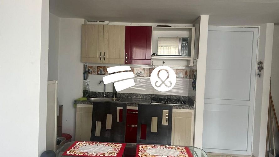 Apartamento de 2 alcobas en venta en Engativá, Bogotá, 42 m² · foto 2 de 9