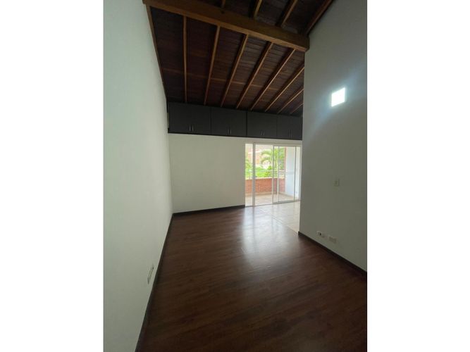 Casa de 3 alcobas en venta en Entre Amigos, Sabaneta, 480 m² · foto 7 de 24