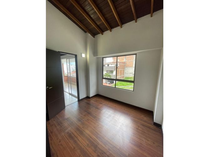 Casa de 3 alcobas en venta en Entre Amigos, Sabaneta, 480 m² · foto 13 de 24