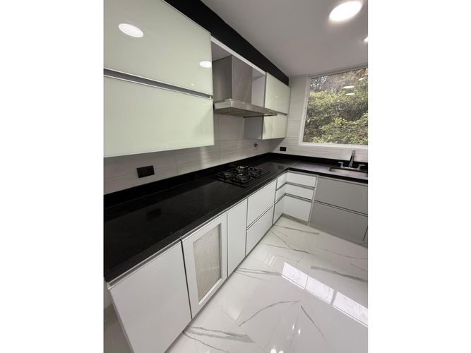 Casa de 3 alcobas en venta en Entre Amigos, Sabaneta, 480 m² · foto 17 de 24