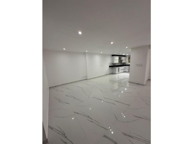 Casa de 3 alcobas en venta en Entre Amigos, Sabaneta, 480 m² · foto 20 de 24