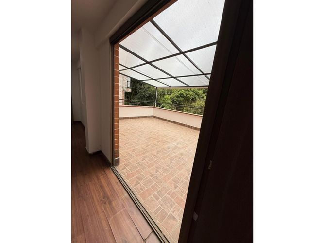 Casa de 3 alcobas en venta en Entre Amigos, Sabaneta, 480 m² · foto 23 de 24
