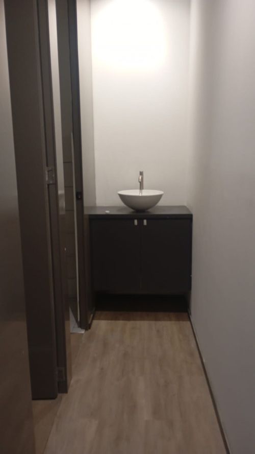 Local en arriendo en Los Colores, Medellín, 66 m² · foto 4 de 8