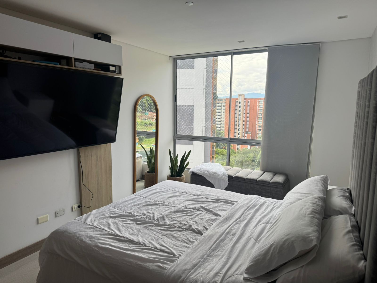 Apartamento en venta en Loma Del Esmeraldal, Envigado · foto 6 de 14