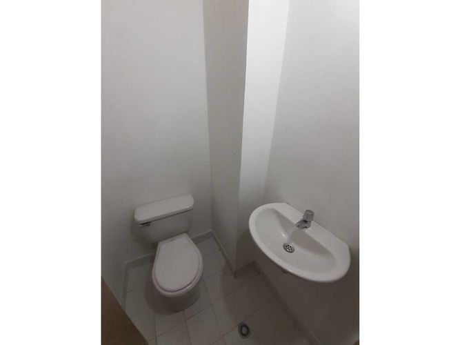 Local en arriendo en Las Palmas, Medellín, 26 m² · foto 7 de 8