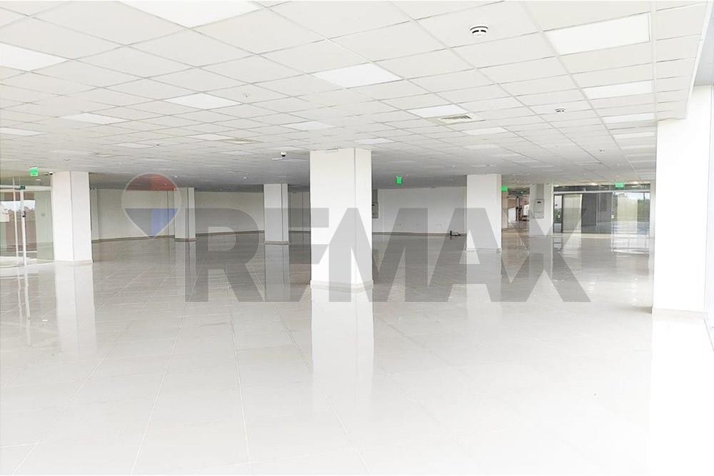 Exclusiva Oficina Premium en el Corazón de Villamorra: La Ubicación Estratégica para el Éxito de su Empresa — foto 3