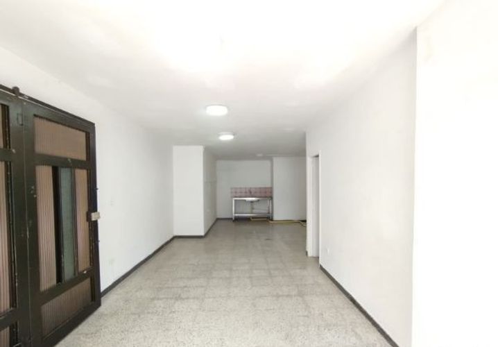 Local en arriendo en El Dorado, Envigado, 40 m² · foto 5 de 9