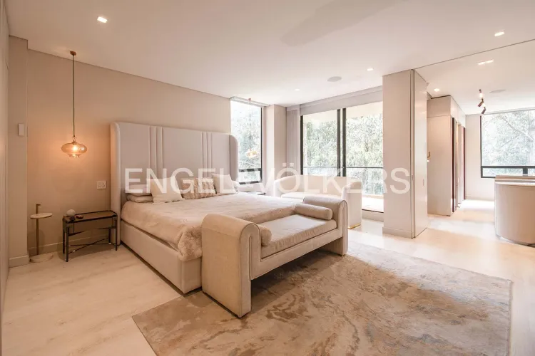 Apartamento de 5 alcobas en venta en Sotileza, Bogotá, 254 m² · foto 11 de 24