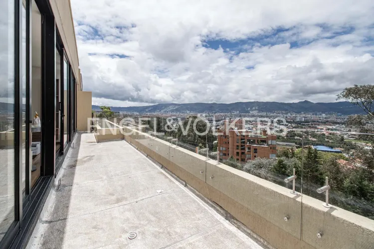 Apartamento de 5 alcobas en venta en Sotileza, Bogotá, 254 m² · foto 5 de 24