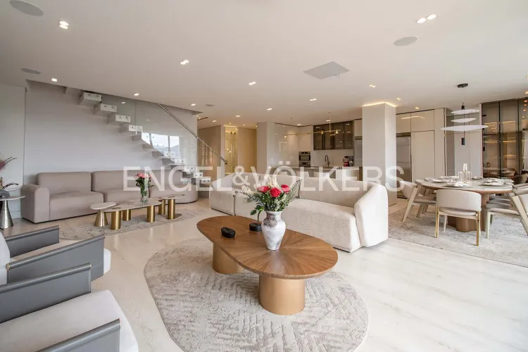 Apartamento de 5 alcobas en venta en Sotileza, Bogotá, 254 m² · foto 4 de 24