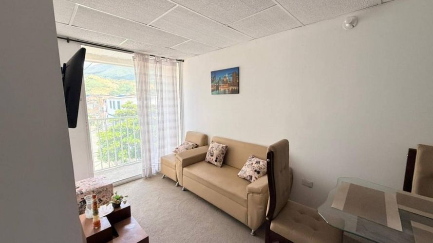 Apartamento de 3 alcobas en venta en Quintas Del Llanito, Girón, 59 m² · foto 2 de 10