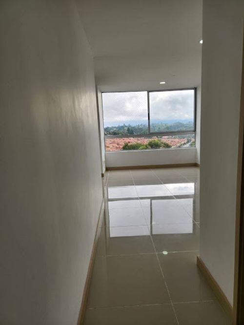 Apartamento de 2 alcobas en arriendo en Rionegro, 52 m² · foto 3 de 14