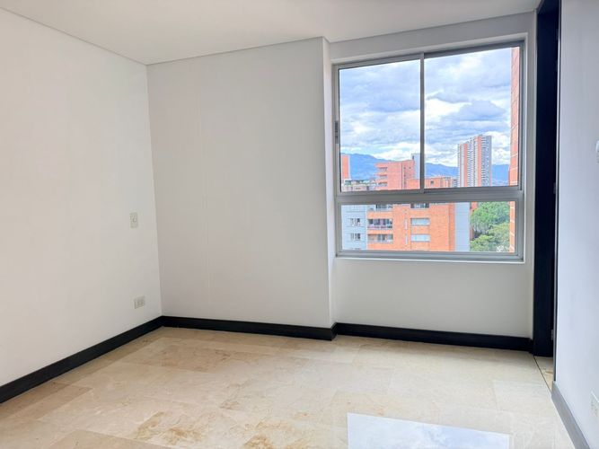 Apartamento de 3 alcobas en arriendo en El Poblado, Medellín, 150 m² · foto 11 de 20