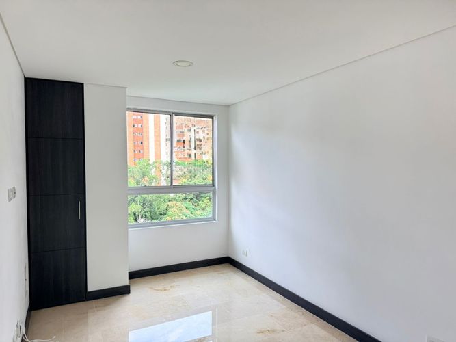 Apartamento de 3 alcobas en arriendo en El Poblado, Medellín, 150 m² · foto 15 de 20