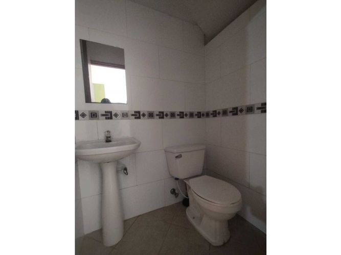 Local en arriendo en Los Naranjos, Envigado, 180 m² · foto 3 de 11