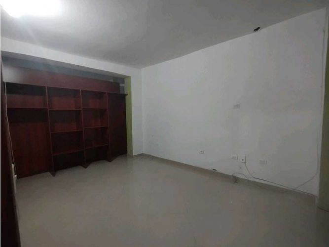 Local en arriendo en Los Naranjos, Envigado, 180 m² · foto 5 de 11