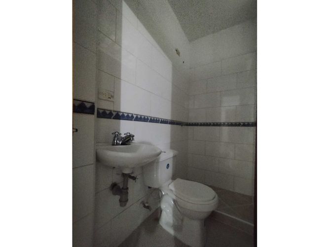 Local en arriendo en Los Naranjos, Envigado, 180 m² · foto 6 de 11