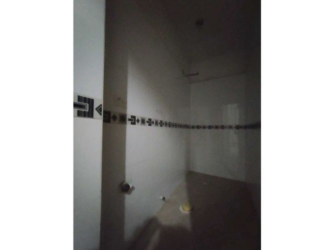 Local en arriendo en Los Naranjos, Envigado, 180 m² · foto 8 de 11