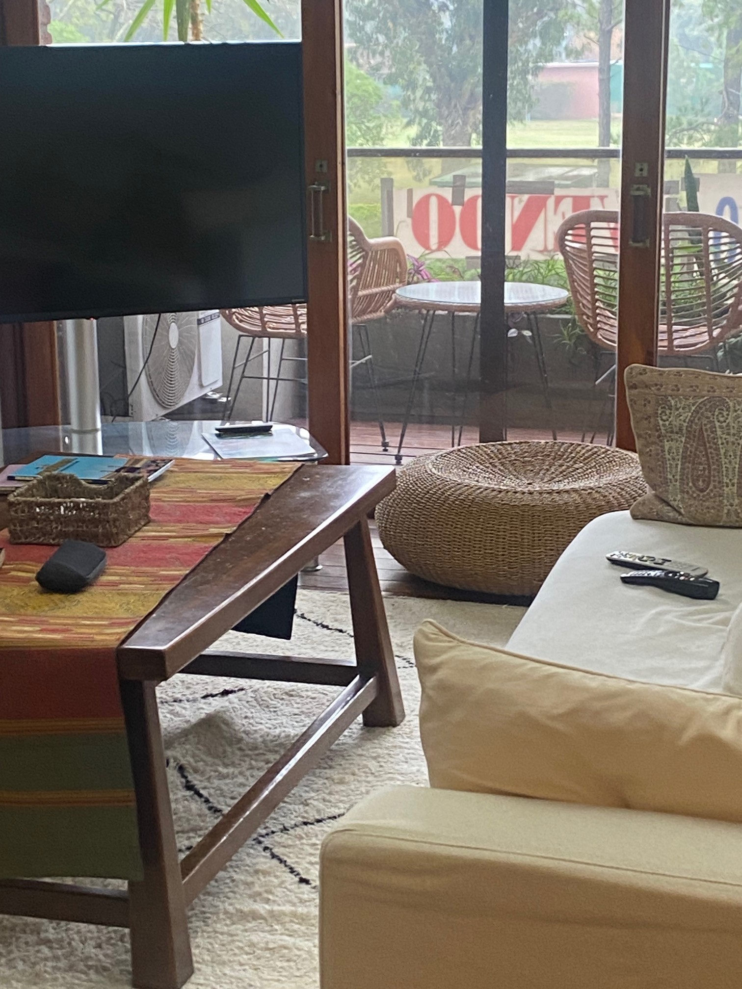Apartamento frente al golf con terraza y parrillero - Widok 3