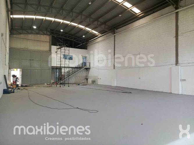 Bodega en arriendo en Caldas, La Estrella, 405 m² · foto 2 de 6