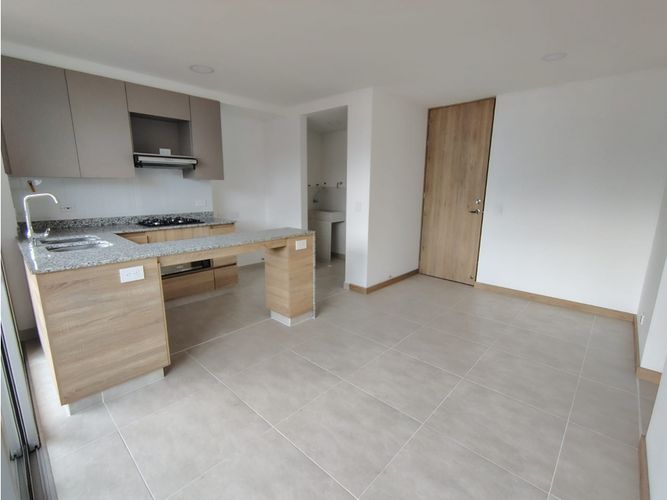 Apartamento de 2 alcobas en venta en Sabaneta Real, Sabaneta, 62 m² · foto 3 de 16