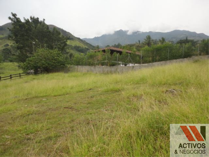 Lote en venta en Machado, Copacabana, 12860 m² · foto 2 de 18