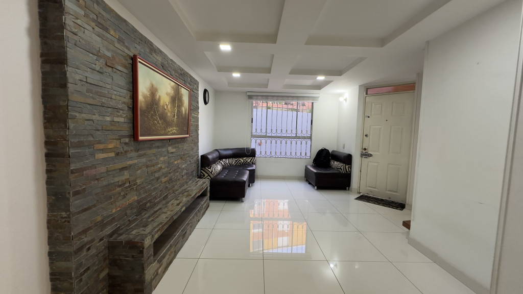 Casa en venta en San Jorge, Bogotá · foto 8 de 24