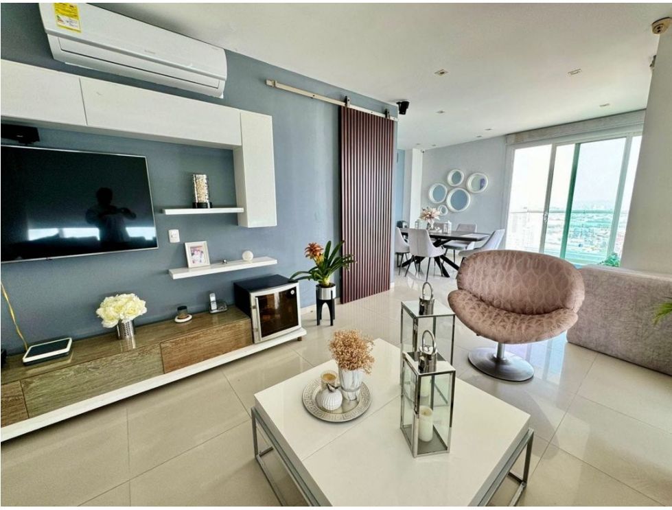 Apartamento en venta en Manga, Cartagena · foto 3 de 18
